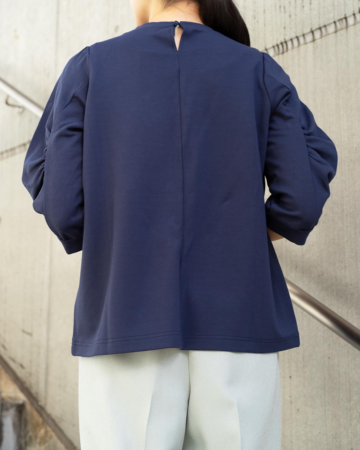 クルーネックボリュームスリーブカットソー