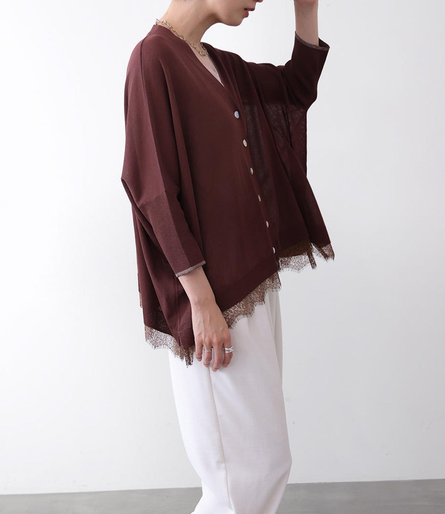 【UV加工】レースドッキングVネックニットカーディガン