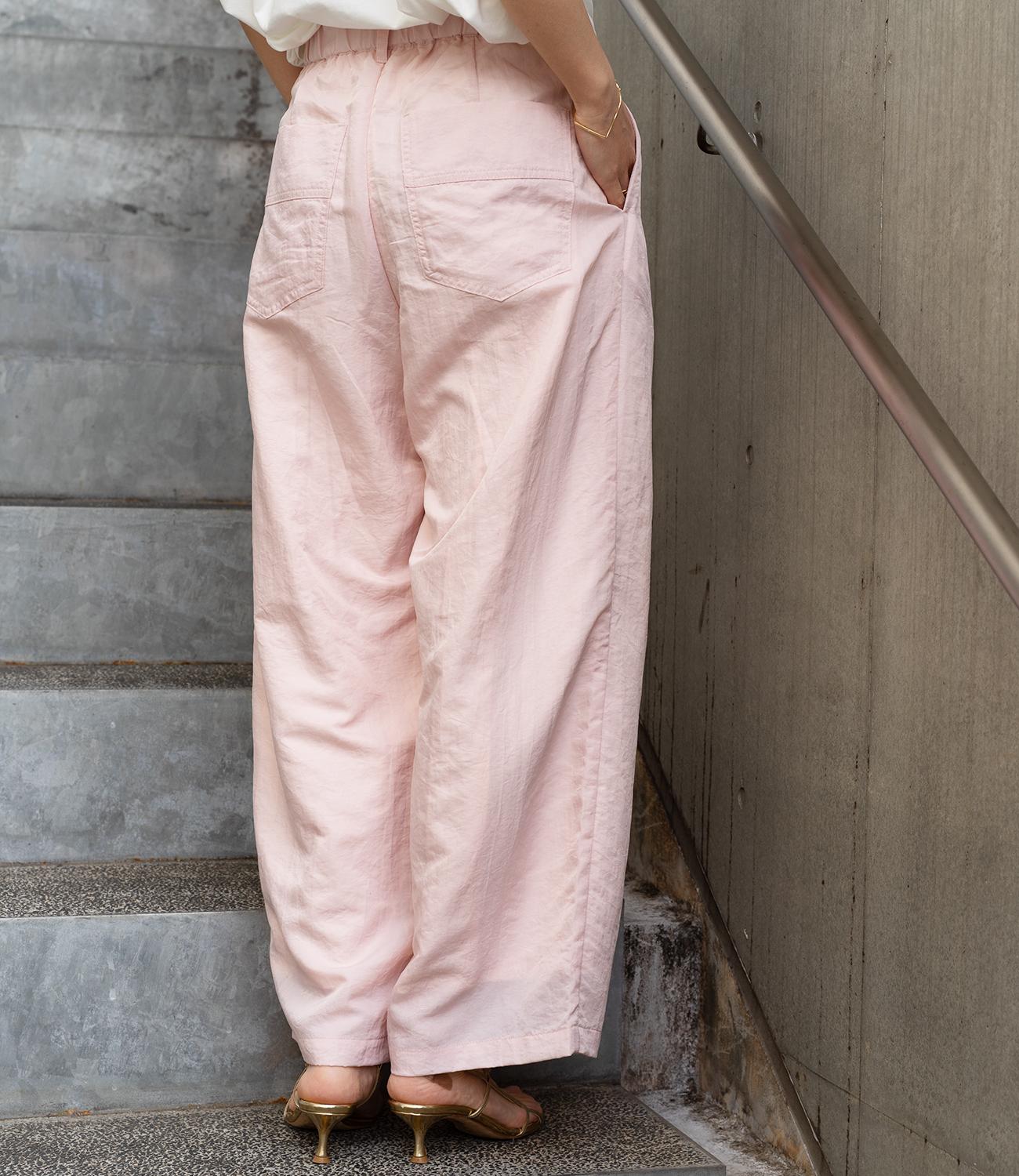 ナイロンツイルタックストレートパンツ