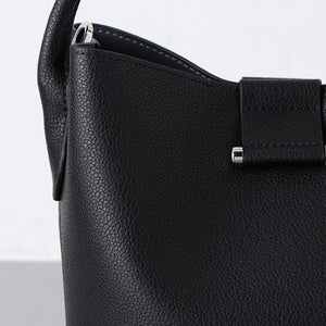 メタルポイント バケットバッグ