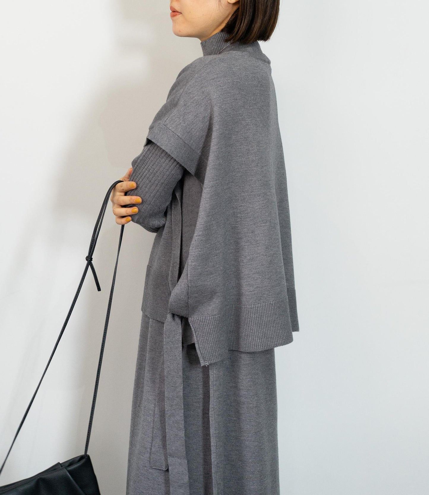 Vネックベストスリムワンピースアンサンブル