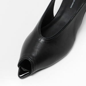 ＜SY＞ポインテッドピープトゥリボンバックベルト パンプス45●↑