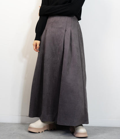 スウェードフレアスカート