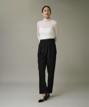 ハイネックニットプルオーバー《Melty air wool》