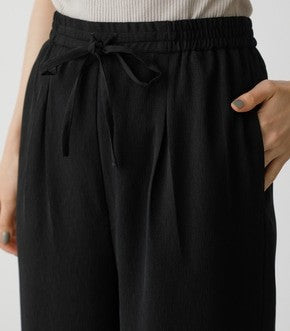 LOOSE-STRAIGHT-PANTS