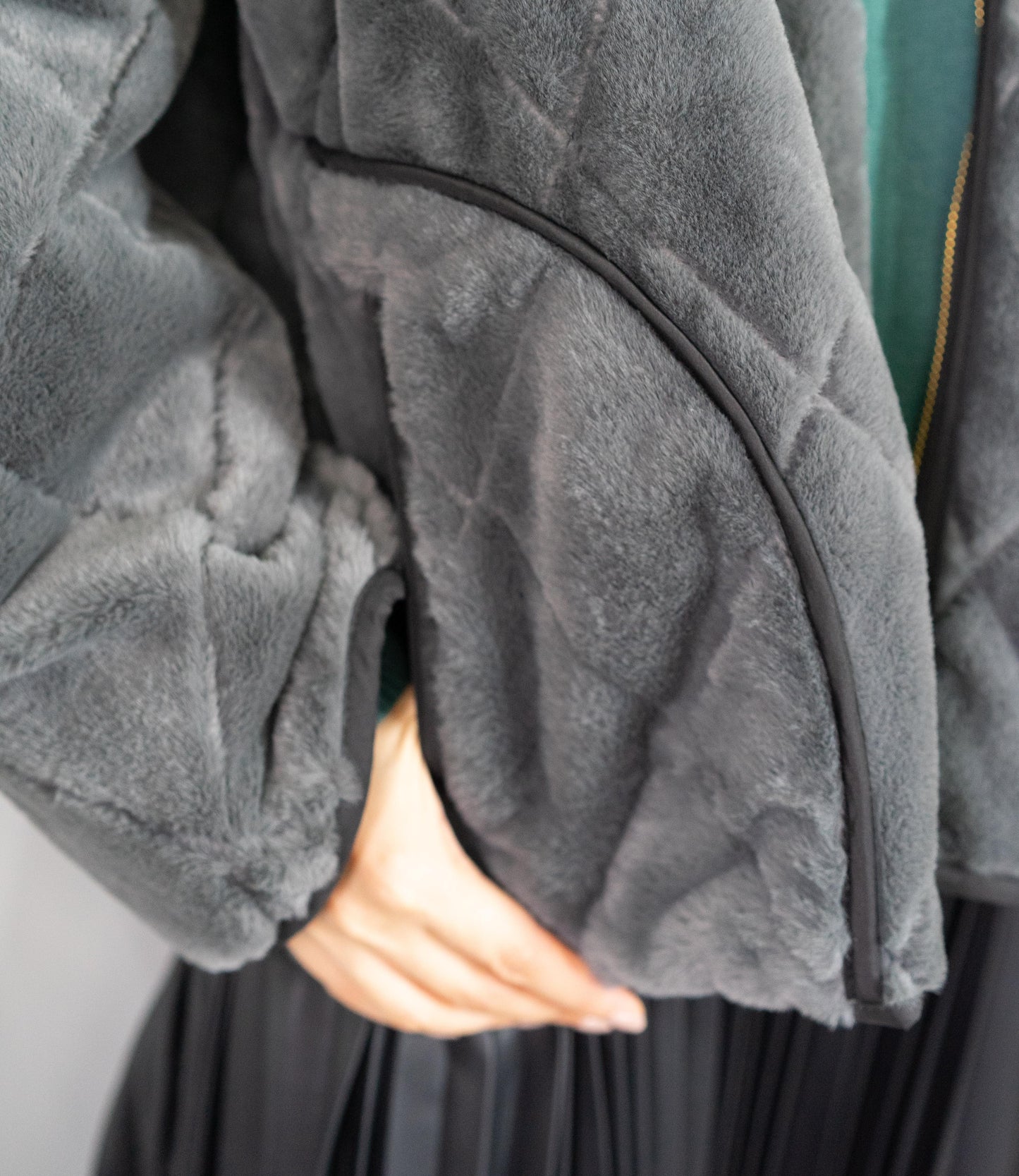 リバーシブルファーキルティングアウター