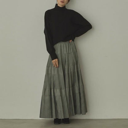 やわもちコクーンハイネックニット