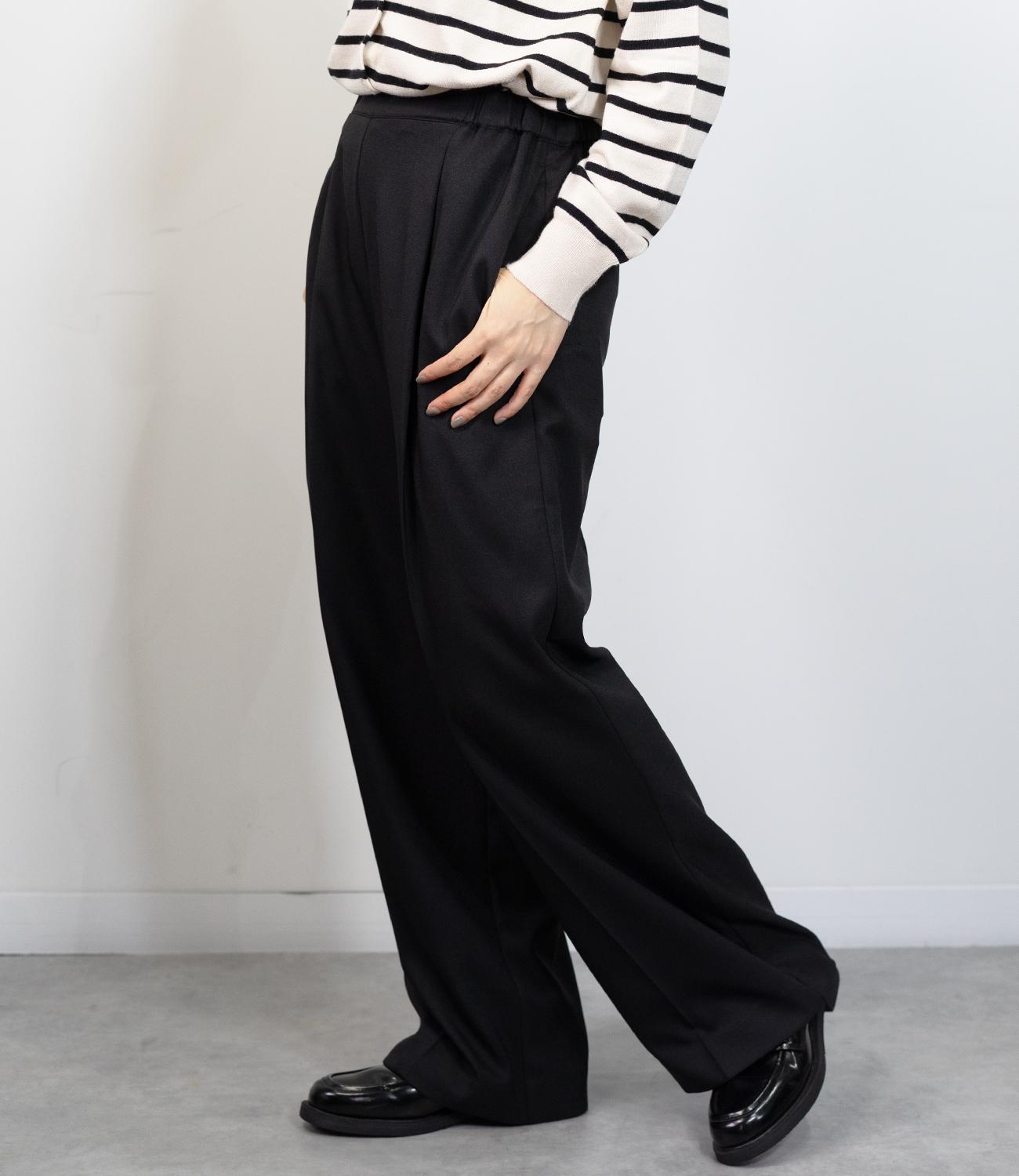 センタープレスストレートパンツ