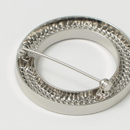 サークル ブローチ