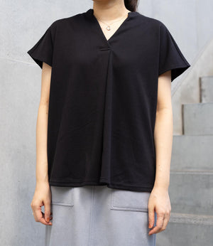 バックプリーツスキッパーカットソー