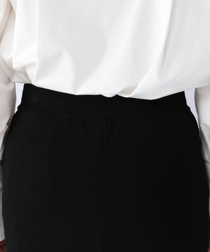 スリットパンツ