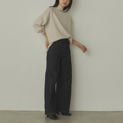 やわもちコクーンハイネックニット