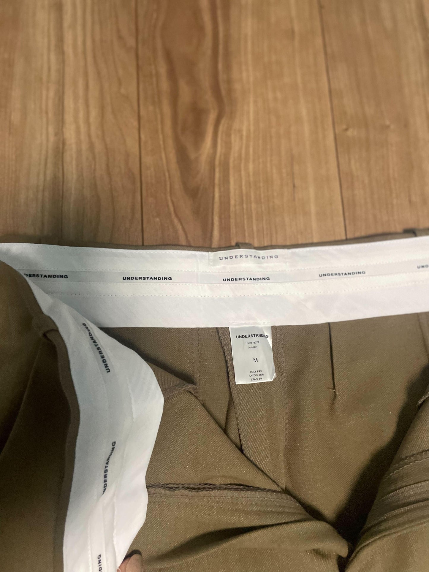 ワイドツータックパンツ