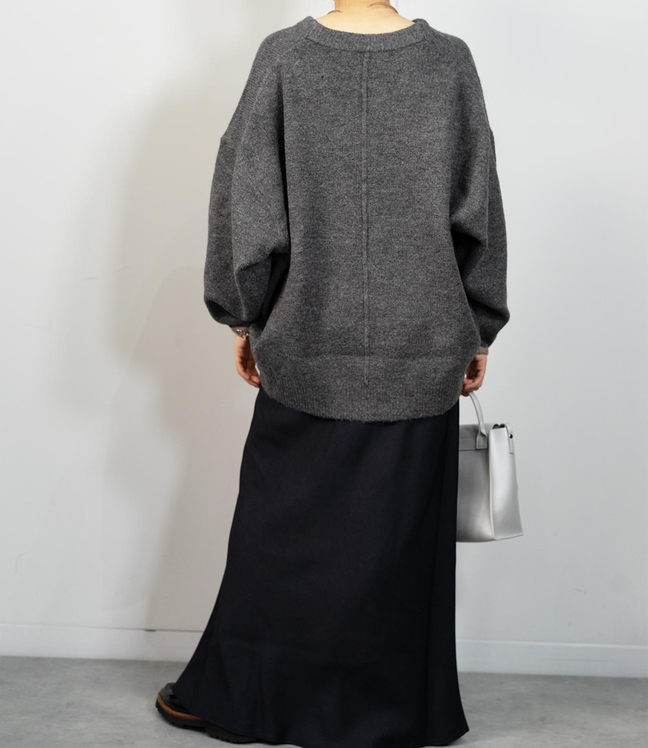 バイカラールーズVネックニット