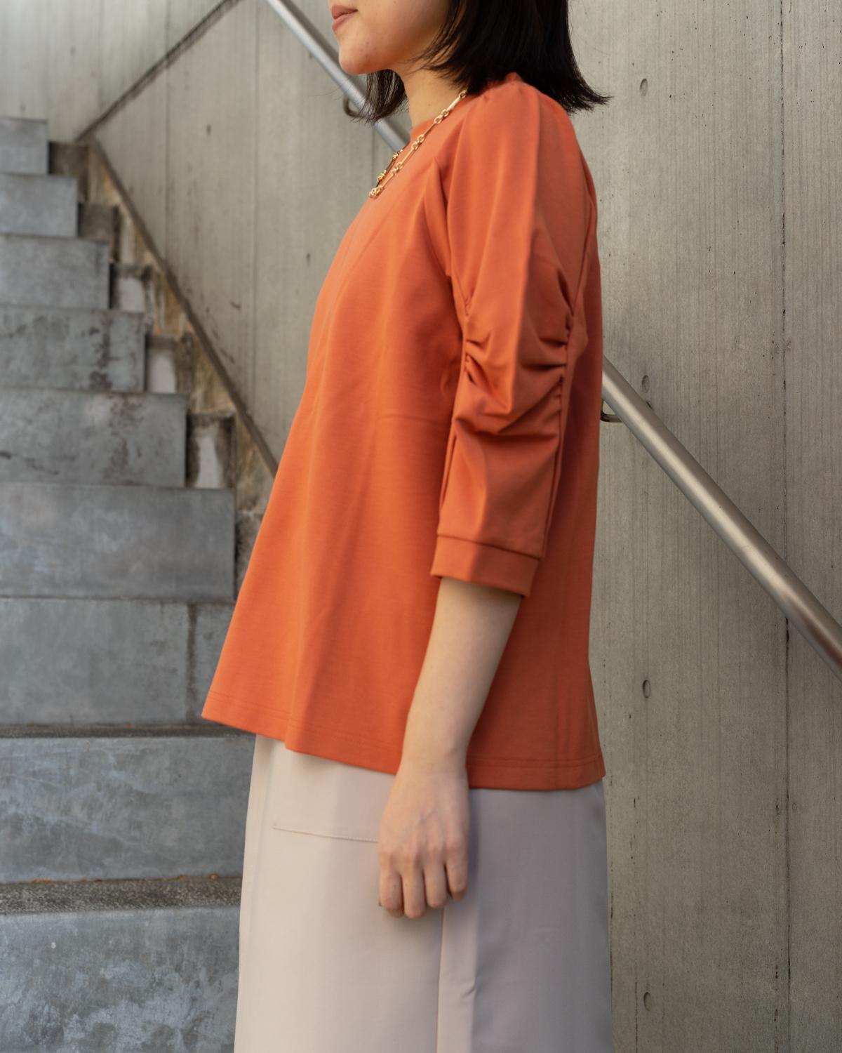 クルーネックボリュームスリーブカットソー