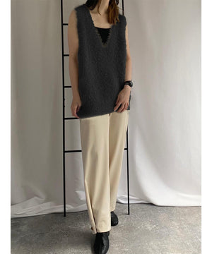 シャギーVネックニットベスト