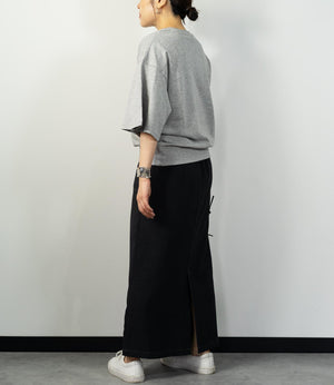 フレア袖レタリングTシャツ