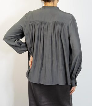 レイヤードライクエアリーブラウス