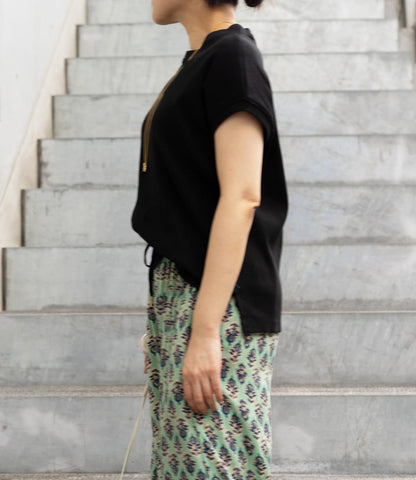 ミニリブフレンチスリーブトップス