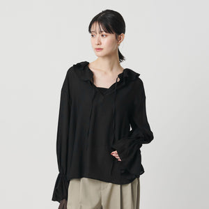 ラッフル スキッパーブラウス