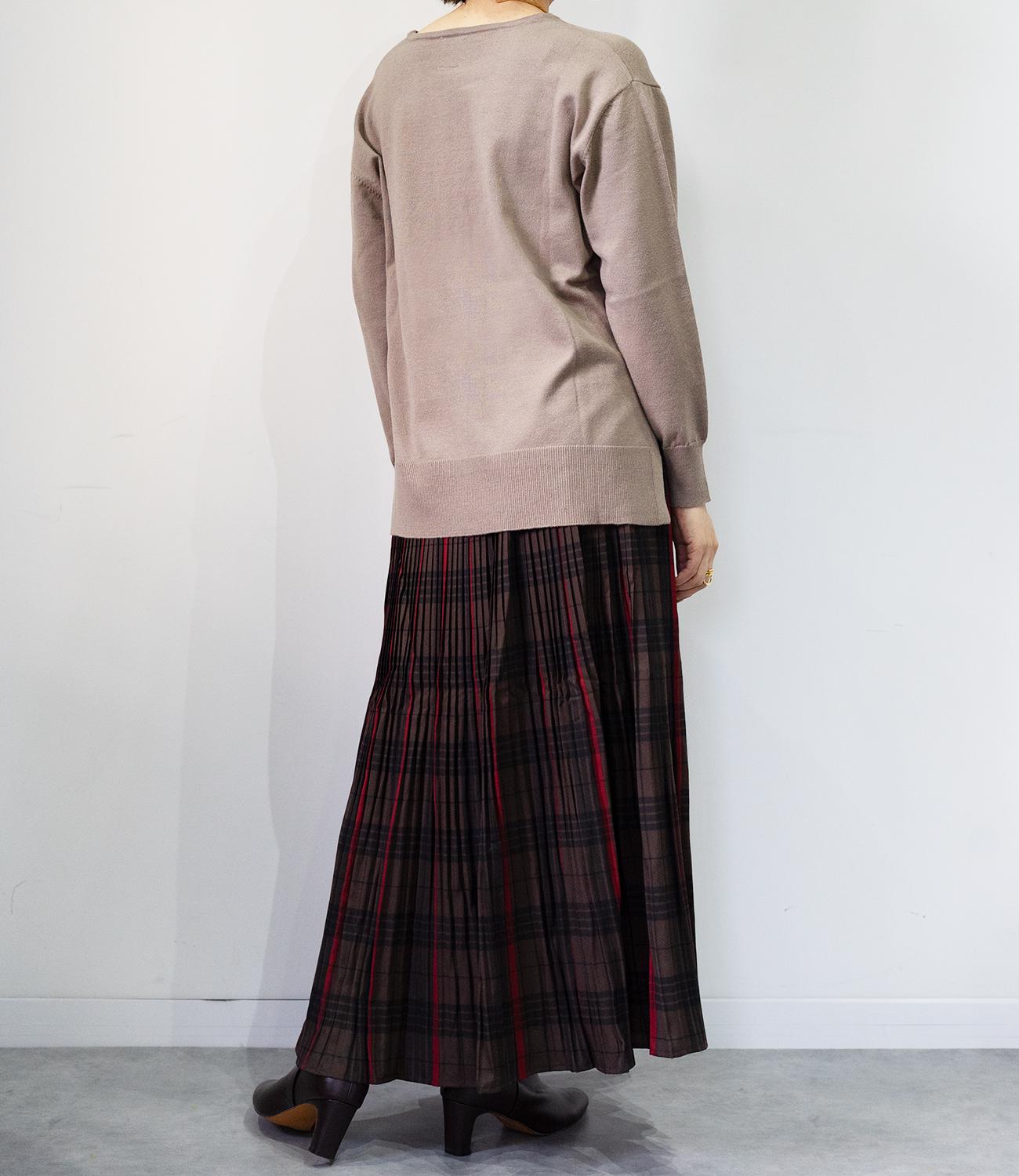 クルーネックサイドスリットニット