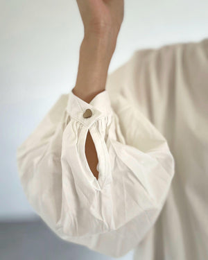 ハートボタンシャツ