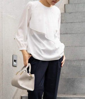 アシンメトリーフレアブラウス