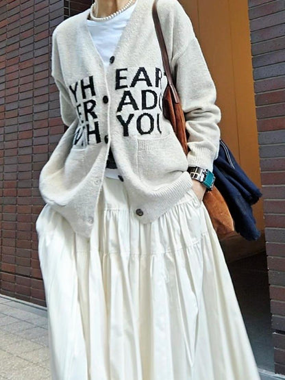 レタリングカーディガン