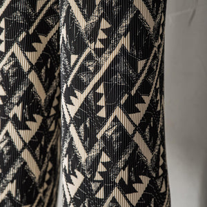 【WEB限定】オリエンタル柄クリスタルプリーツパンツ≪手洗い可能≫