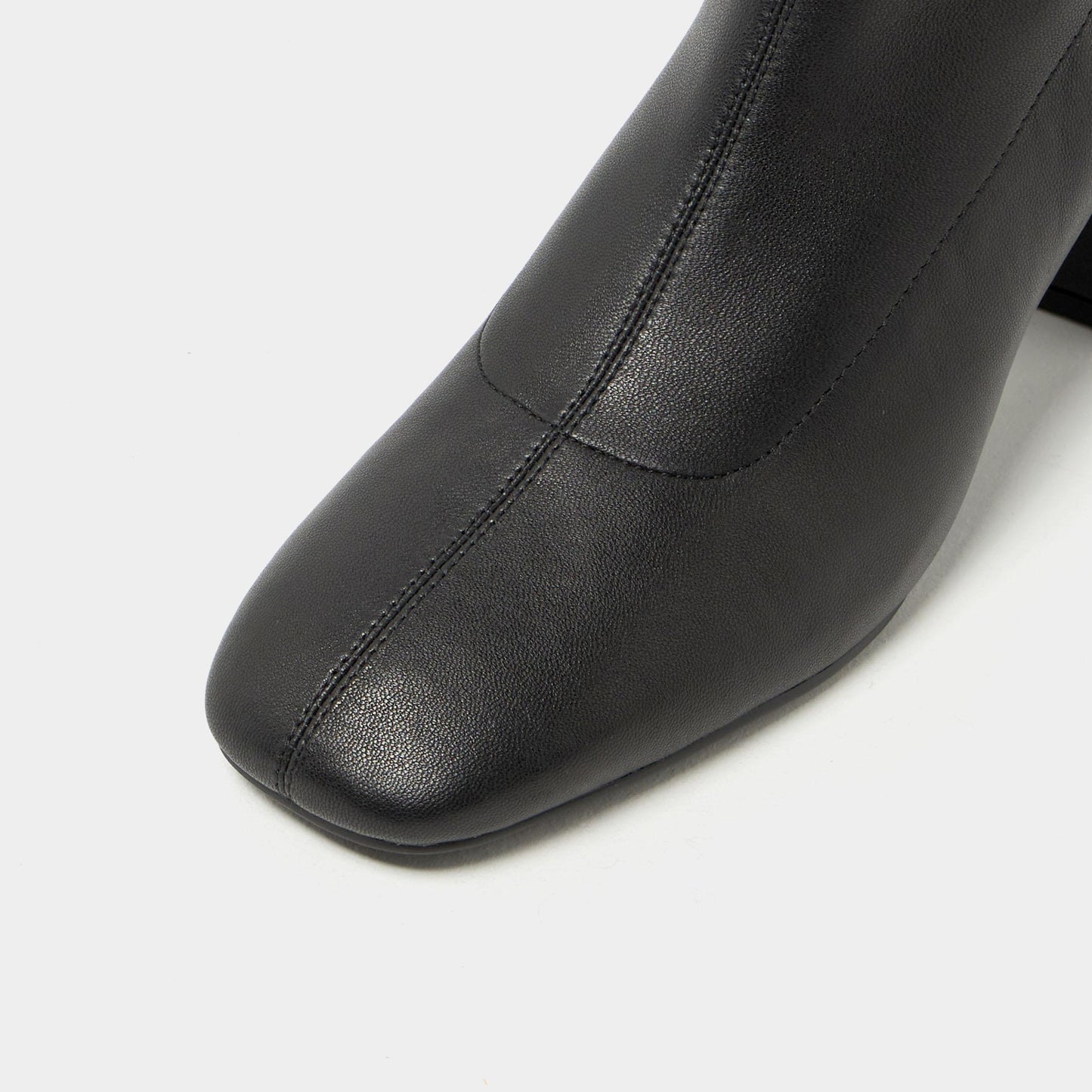 ストレッチレザー ショートブーツ60↓↑