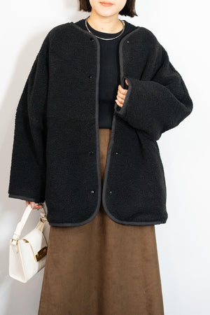 リバーシブルボアキルティングノーカラーアウター