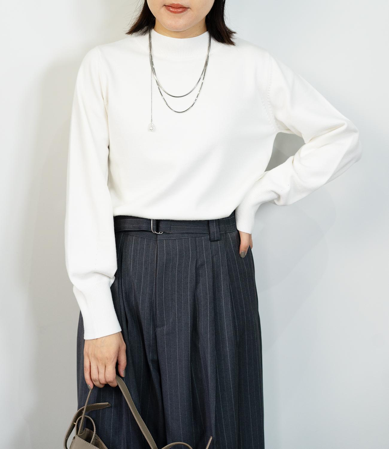 コンパクトハイネックニット