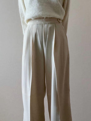 タックワイドパンツ