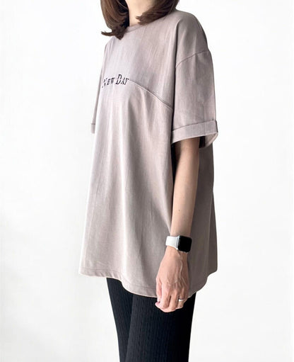 NEW DAY ボクシーTシャツ