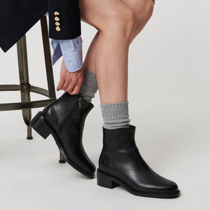 レザー ショートブーツ