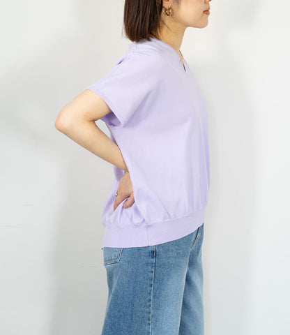 ゆったりVネックニット