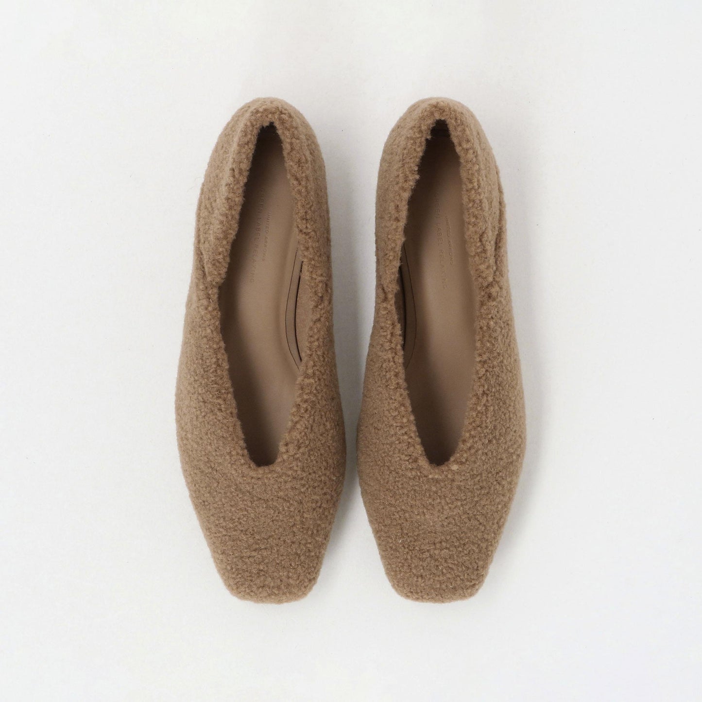 スクエア 2WAY フラットシューズ（ベージュ）