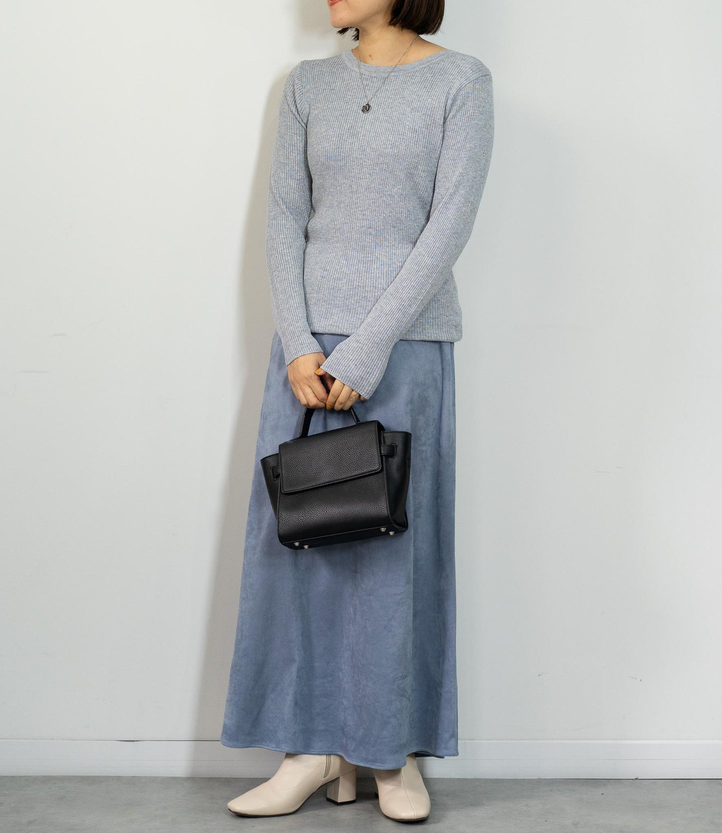 ストレッチスウェードAラインスカート