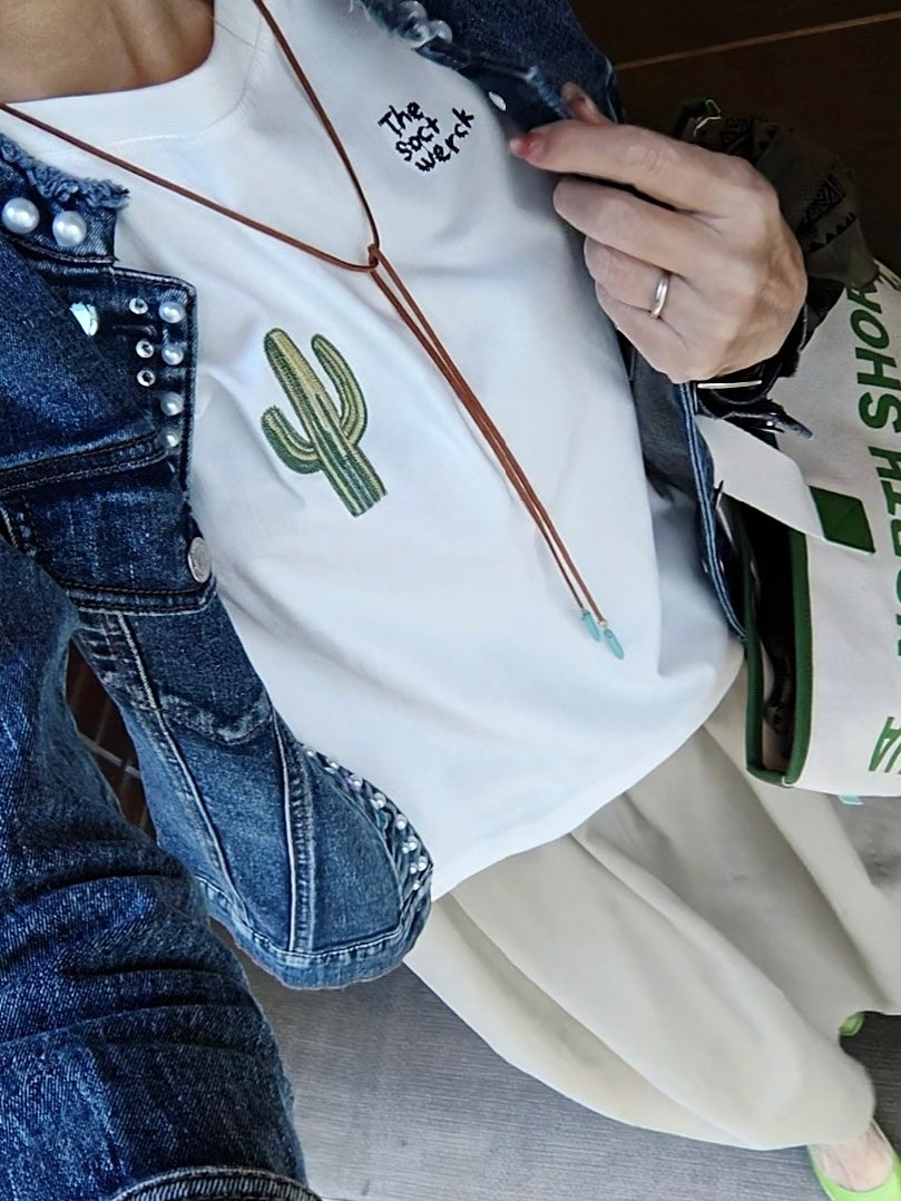 刺繍サボテンTシャツ