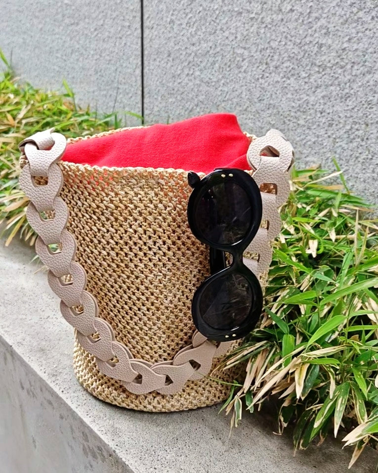ラタンバケットバッグ
