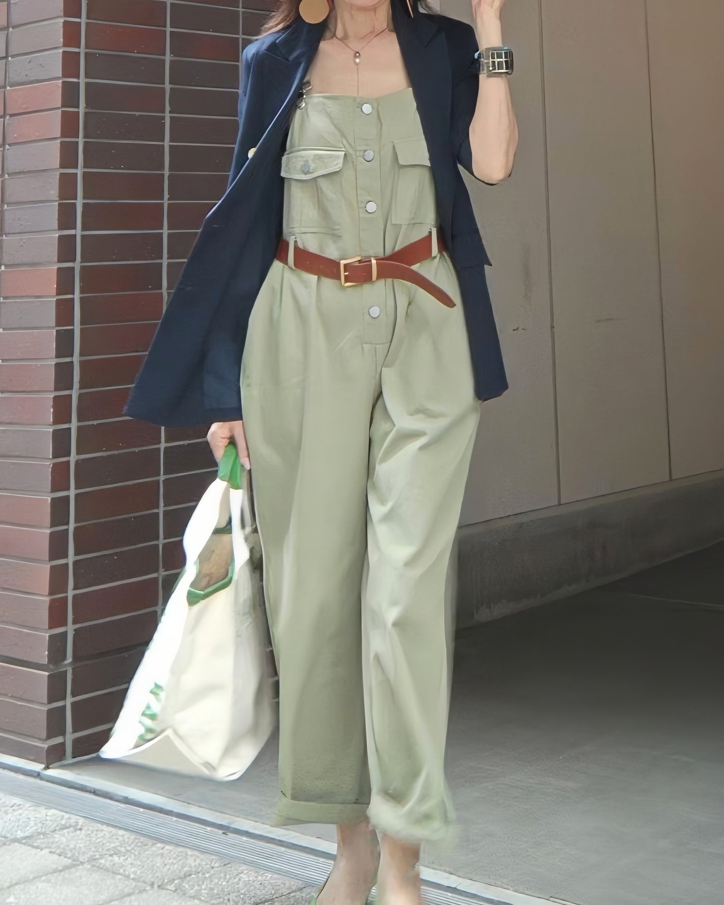 バックルレザーベルト