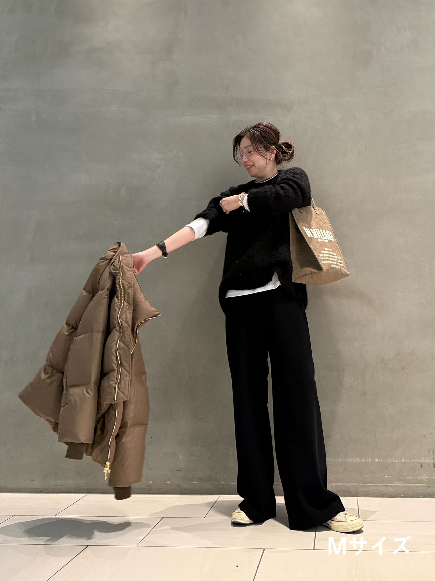 W.VILLAGE paper bag (M)