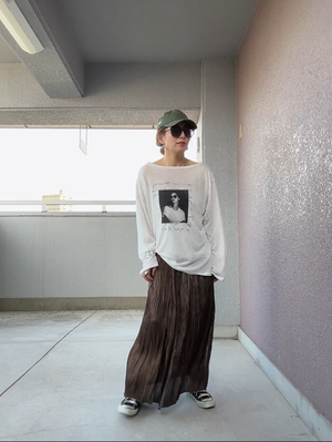 オフショルダーシアーフォトT