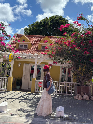 レタリング刺繍キャップ