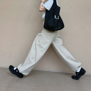 ベルクロ スニーカー