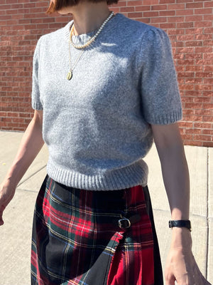 パフスリーブ半袖ニット