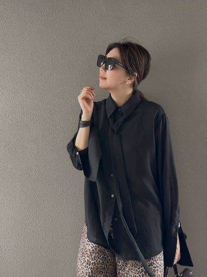 Sheer long cuffs shirt