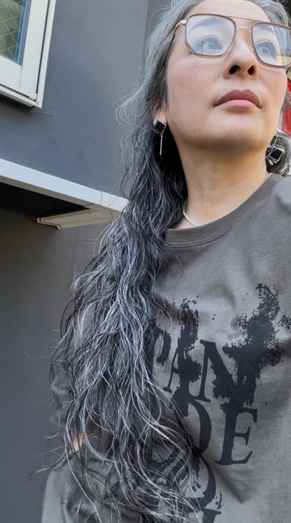 ソフトエッジ グラフィックTシャツ