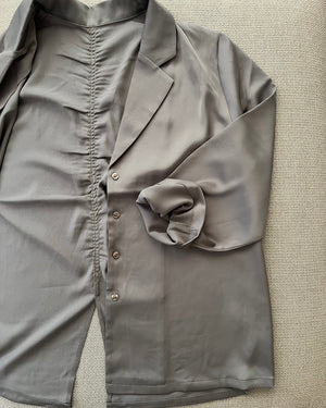 サテンライク テーラージャケットシャツ