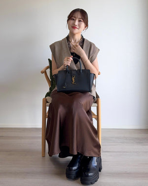 サテンフレア ロングスカート